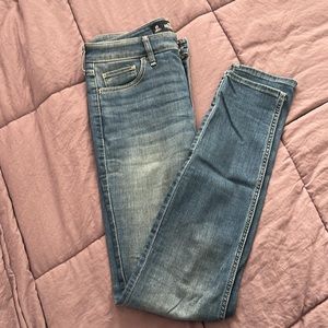 Hollister High rise skinny jeans